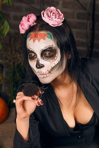 Premium Photo Female Sugar Skull Makeup Face Painting Art