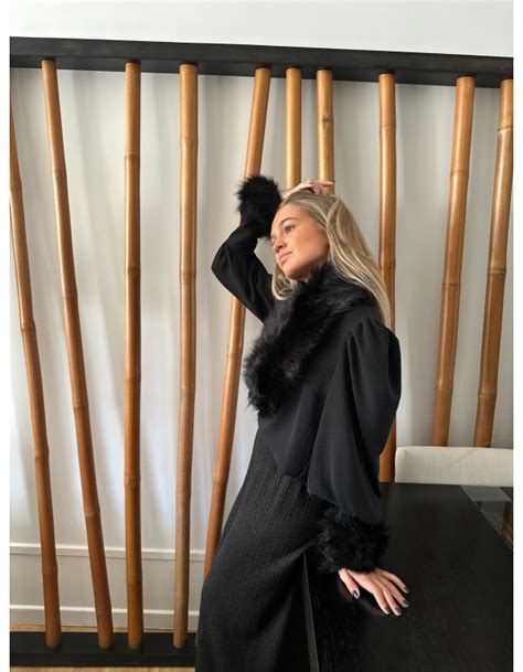 Pu Os De Pelo Sint Tico Rosa Nude Para Invitadas De Invierno Invitadisima