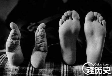 揭秘古代恐怖的三寸金莲如何成型 缠足过程全揭秘-趣历史网