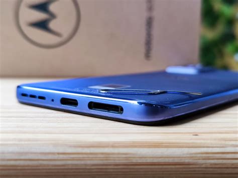 Test Motorola edge 30 neo - technologia oraz design - TECHNOSenior