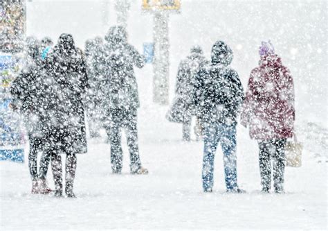 Unwetterwarnung Heftigster Schneesturm Und Eisregen Seit Jahrzehnten