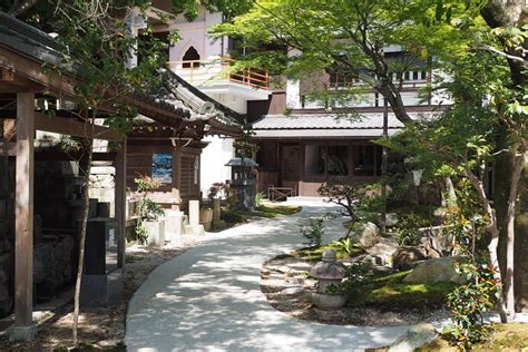 Authentic Tea Ceremony Experience While Wearing Kimono In Miyajima