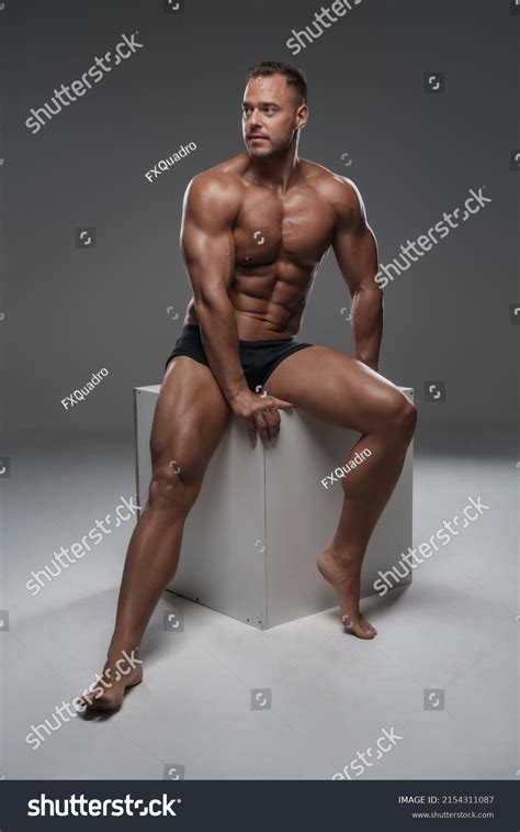 Portrait Muscular Male Model Naked Body Stock Photo 2154311087 Shutterstock