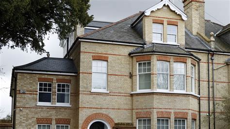 Tom Holland's posh £3m London home he transformed with girlfriend ...