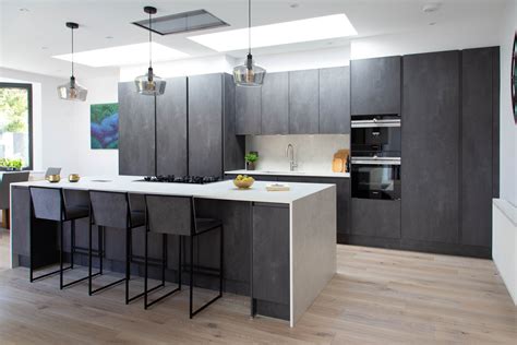 LEICHT Kitchens | LEICHT Showroom London | THE ARCHITECTURAL KITCHEN ...