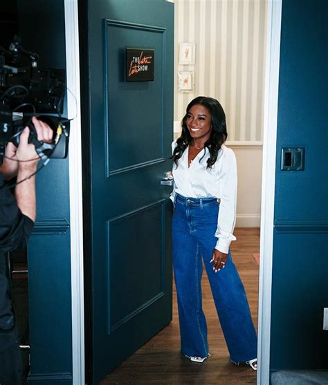 6 Simone Biles Style Inspo Tips – PureWow