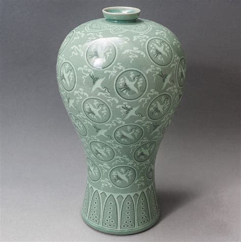 Goryeo Inlaid Celadon Vase Large Size Korean Traditional Ceramics Long