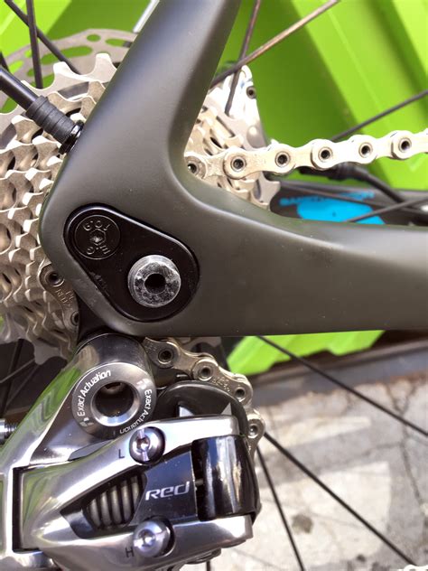 Swift Carbon Adds Textreme Fibers To New Ultravox Ssl Plus Modular Axle To Dsq Disc Brake