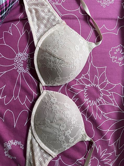 Victoria Secret C Nude Bra Women S Fashion Undergarments Loungewear On Carousell