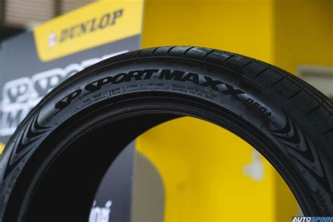 รวว Dunlop SP Sport Maxx 060 ยางสปอรตระดบแมกซ ทน หนบ นม เงยบ