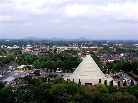 Monumen Yogya Kembali Monjali