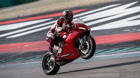 Ducati Panigale V2 Wallpapers - Wallpaper Cave