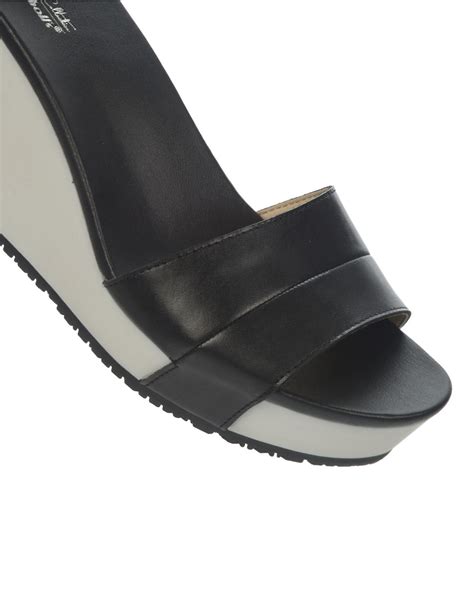 Lyst Dr Scholls Warner Wedge Sandals In Black