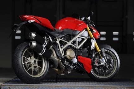 In Arrivo Le Super Naked Ducati Streetfighter E Streetfighter S Motoblog