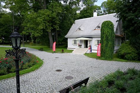 Zespół dworsko parkowy Muzeum Jana Kochanowskiego w Czarnolesie