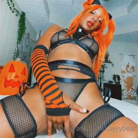 KayyyBear Lingerie Twerk Masturbation Onlyfans Video Thotslife