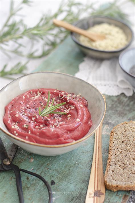 Humus De Remolacha Y Aguacate Pandebroa