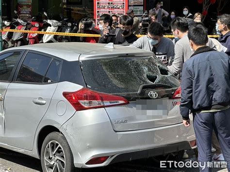 快訊／詐欺嫌遭包圍「衝撞偵防車」！台中警匪追逐 連開數槍逮人 Ettoday社會新聞 Ettoday新聞雲