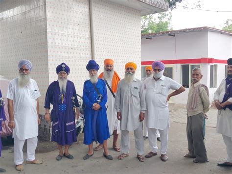 People Of Sikh Community Reached The Police Station The Police Station