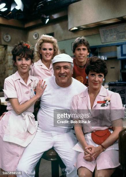 10 Hot Sexy Beth Howland Bikini Pics