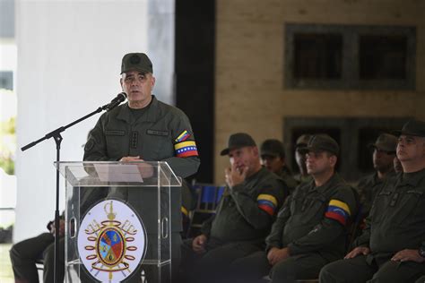 Padrino López sobre el Esequibo defenderemos nuestra tierra