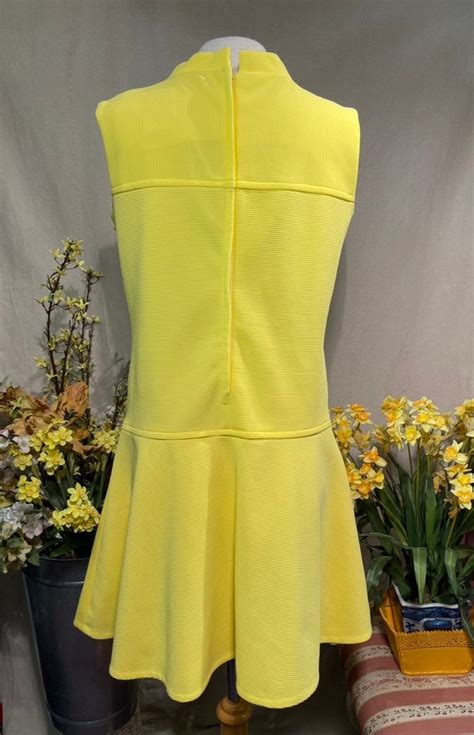 1960 S Original Mod And Groovy Sunny Yellow Sleeveles Gem