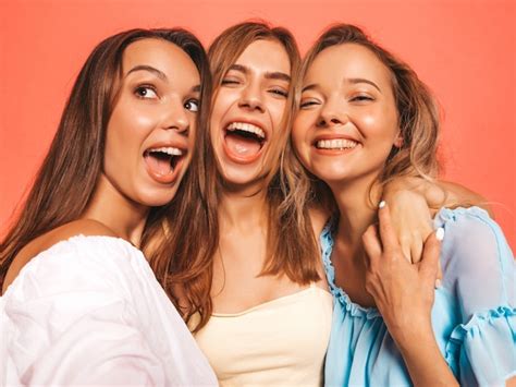 Free Photo Three Young Beautiful Smiling Hipster Girls In Trendy