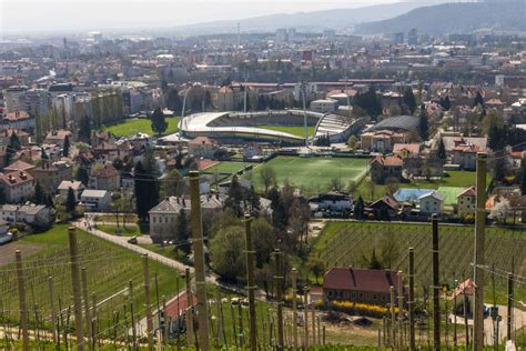 Mariborska občina pridobila nepremičnine okoli Ljudskega vrta Megafon