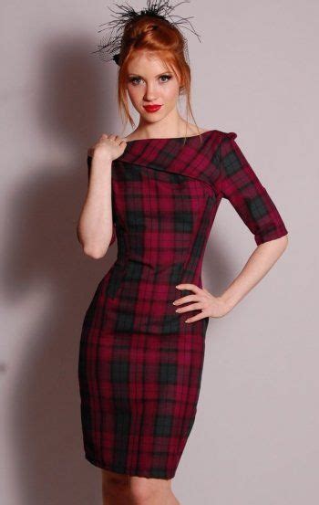 Tartan Fall Style Via Alyssa Dunne Mode Tartan Tartan Plaid Fashion Mode Fashion Outfits