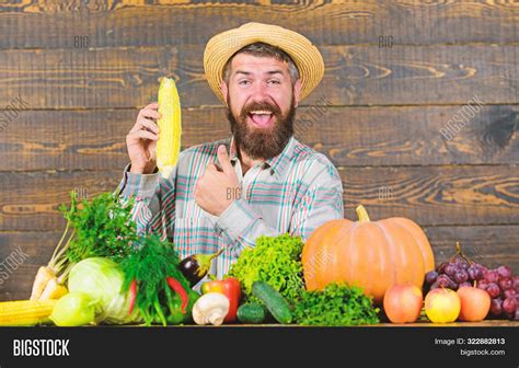 Farmer Straw Hat Image & Photo (Free Trial) | Bigstock