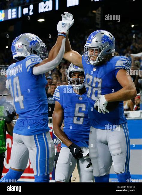 Detroit Lions Tight End T J Hockenson 88 Celebrates With Wide