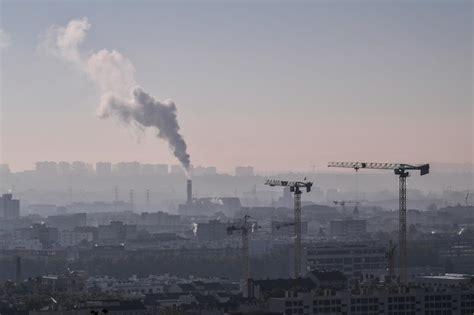 La Quasi Totalité De La Population Mondiale Respire Un Air Pollué Selon