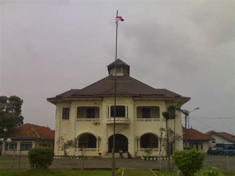 Wisata Bekasi Trip Wisata Sejarah Bekasi Gedung Juang Saung Ranggon