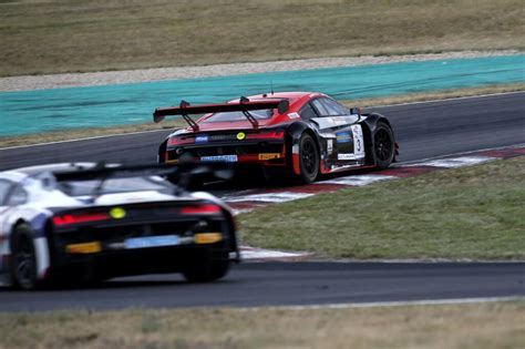 Gtc Race Unfallschaden Aust Motorsport Zieht Gt Zur Ck Gt Place