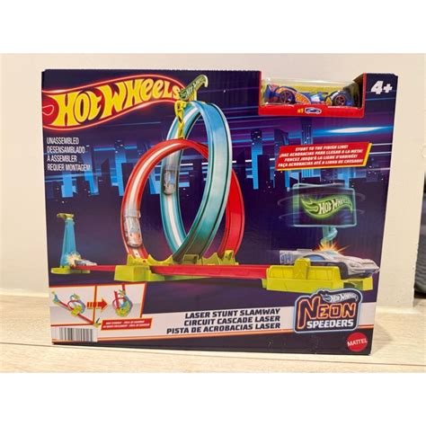 Hot Wheels 風火輪 小汽車 雙迴旋火圈軌道組 內附一台車 霓虹系列雙環收納軌道組 蝦皮購物