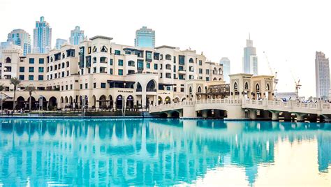 The Dubai Mall | Guide to Activities at the World's Largest Shopping Center