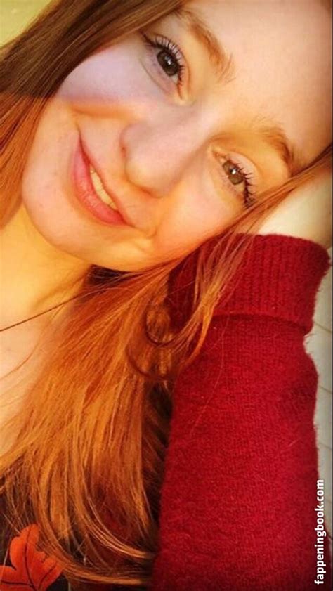 Delilah Cass Delilah Cass Yourinternetstepdaughter Nude Onlyfans Leaks Fappening