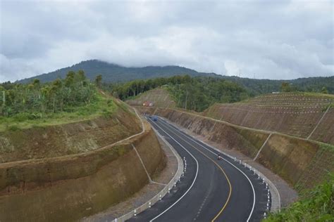 Foto Jalan Pintas Mengwitani Singaraja Beres Tingkat Kecuraman Jadi