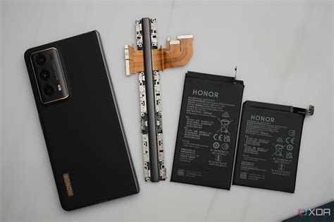 Honor Magic V2 hands-on: The new thinnest foldable changes the game