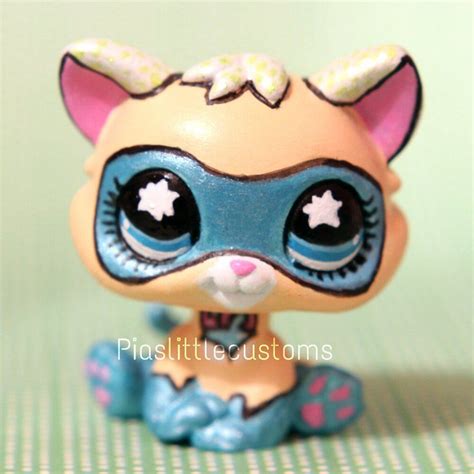 Comic Con Superhero cat inspired kitten by pia-chu on DeviantArt ...