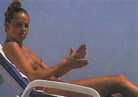 Celebrity Anna Kournikova Showing Her Very Nice Perky Tits Porn Pictures XXX Photos Sex Images