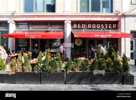 Red Rooster Malcolm X Blvd New York Ny Exterior Storefront Of A