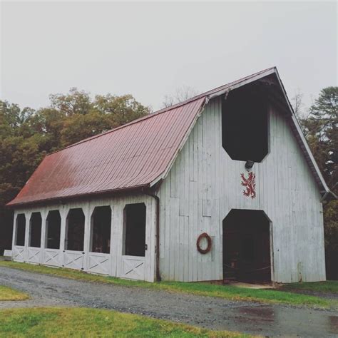 Ashley L On Instagram Equestrian Center Barn Pronetowander