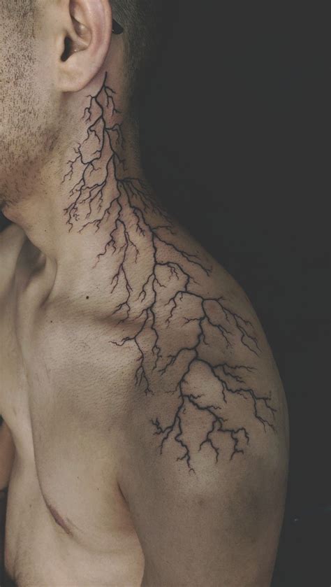 Тату молнии | Skull tattoo, Tattoos and piercings, Tattoos