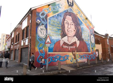 Republican murals Falls Road Belfast Stock Photo - Alamy