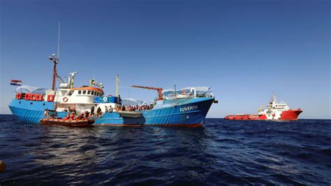 Mueren Al Menos 29 Migrantes Al Naufragar Barco En Costas De Egipto