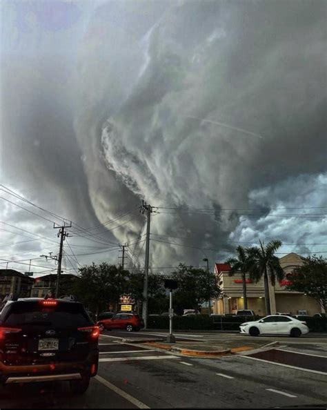 Friend sent me this picture near Miami. Weather is getting crazy for ...