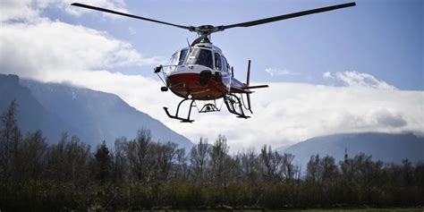 Schweizer Pilot Wacht Nach Heli Absturz Aus Koma Auf