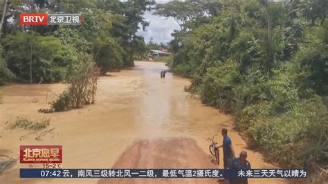 持续强降雨引发洪灾 玻利维亚首都进入紧急状态 北京时间