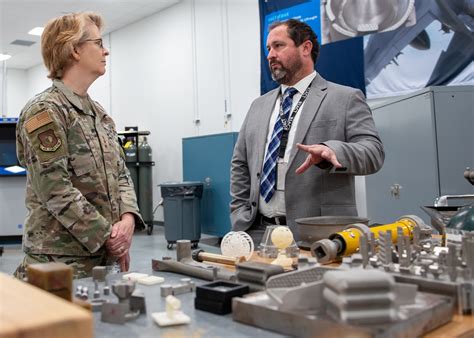 DVIDS Images AFLCMC Commander Visits Tinker Air Force Base Image 1